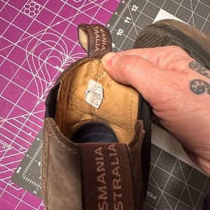 ‌	
Blundstone (Chelsea, I think?)High-Top Boots - Women's
Rustic Brown 8.5